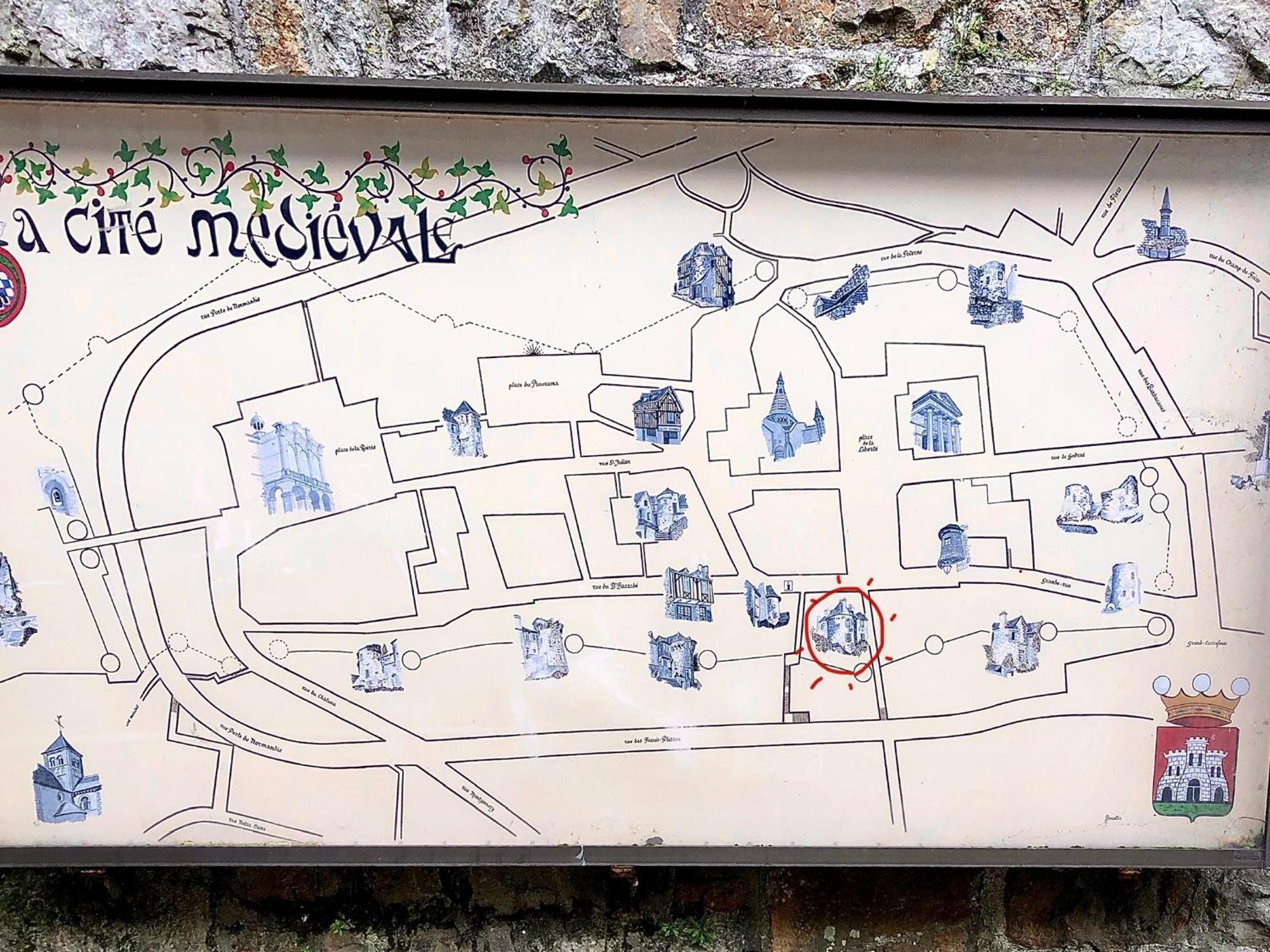 La Maison Sur Les Remparts Domfront  Dış mekan fotoğraf
